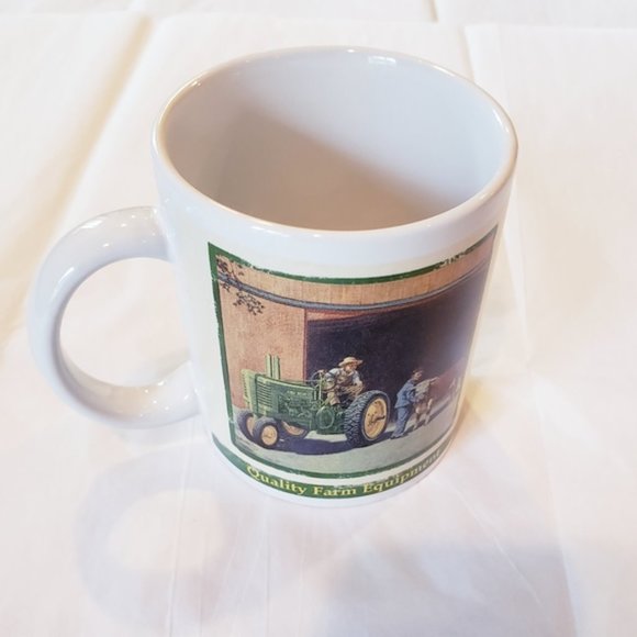 John Deere Moline ILL 2005 Collector Series Coffee - Picture 4 of 6